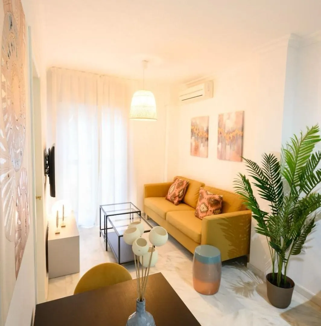 פואנגירולה Capitan, 1 Bedromm, City Center & Beach By 10Tsea 0*,