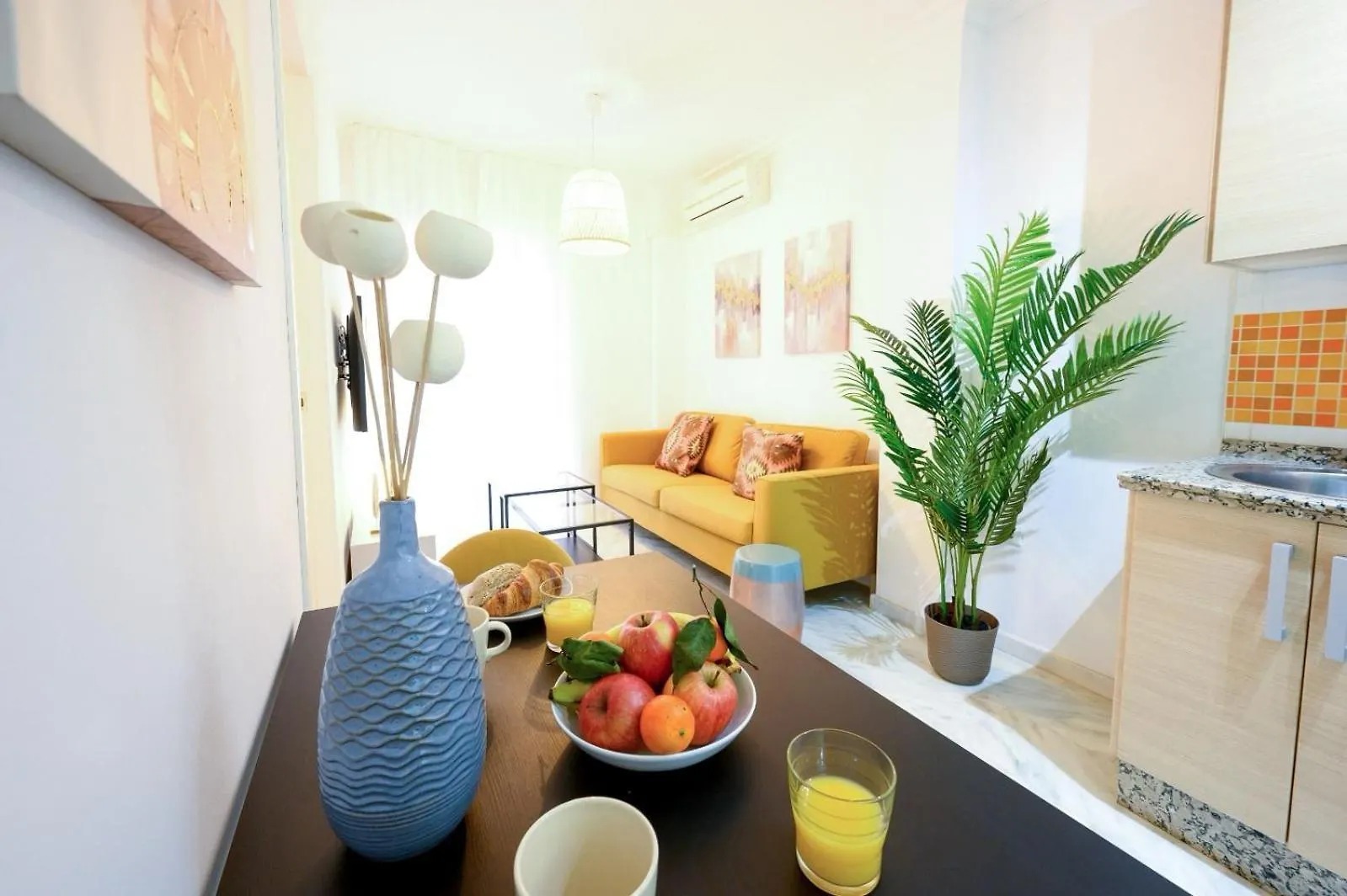 Capitan, 1 Bedromm, City Center & Beach By 10Tsea Fuengirola 0*,  Spain